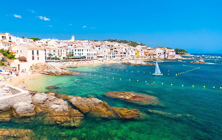 Best Spanish Coastal Towns for Sun, Sea, and Sangria from the UK Best Spanish Coastal Towns for Sun, Sea, and Sangria from the UK